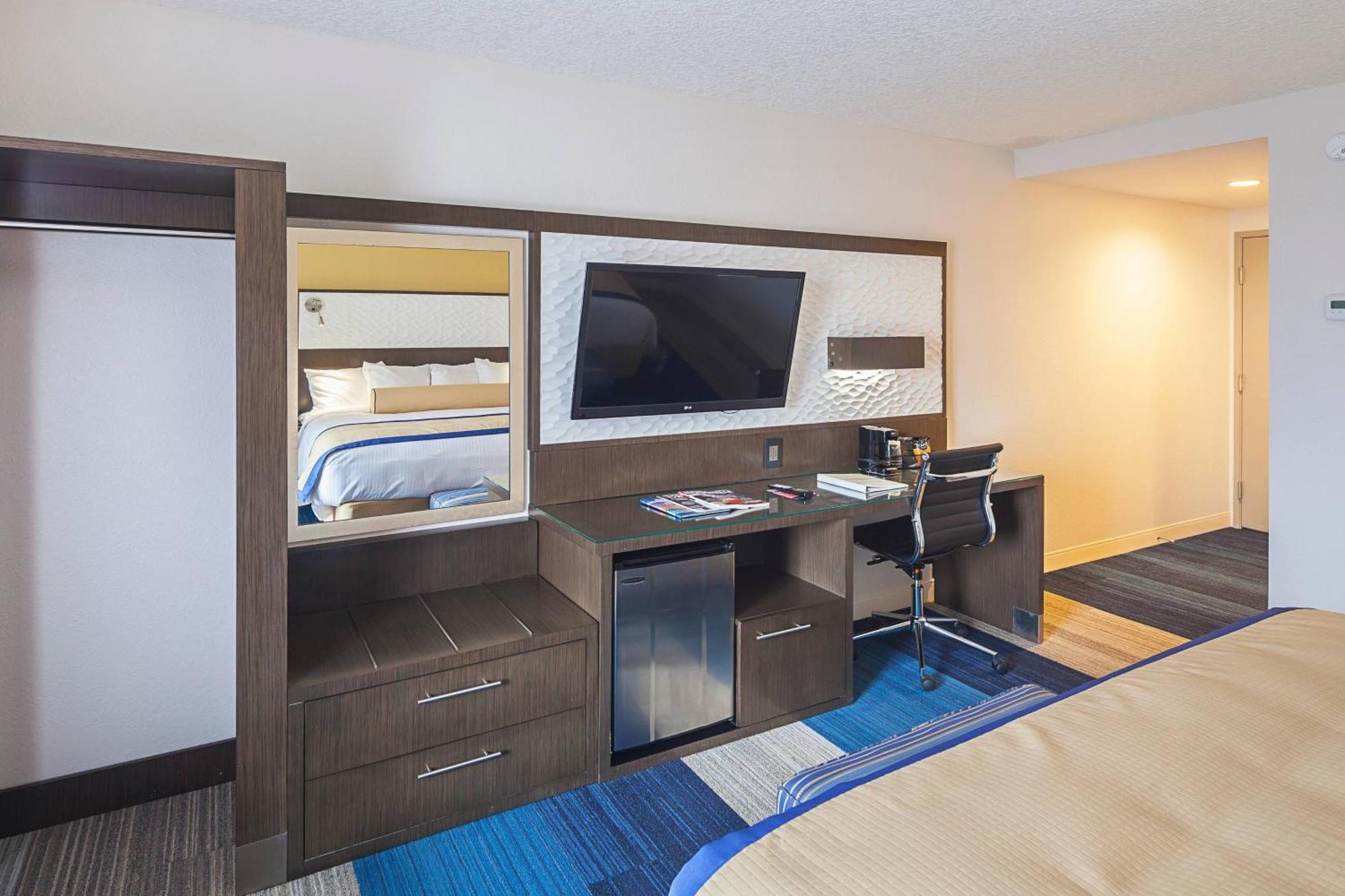 เซาท์แบงก์ โฮเทล แจ็กสันวิลล์ ริเวอร์วอล์ก Hotel ภายนอก รูปภาพ